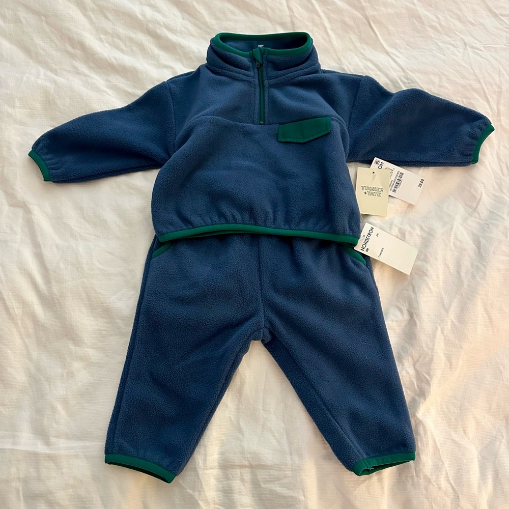 Tucker + Tate 2 Piece Blue and Green Fleece Baby Outfit (9 months) - Like new